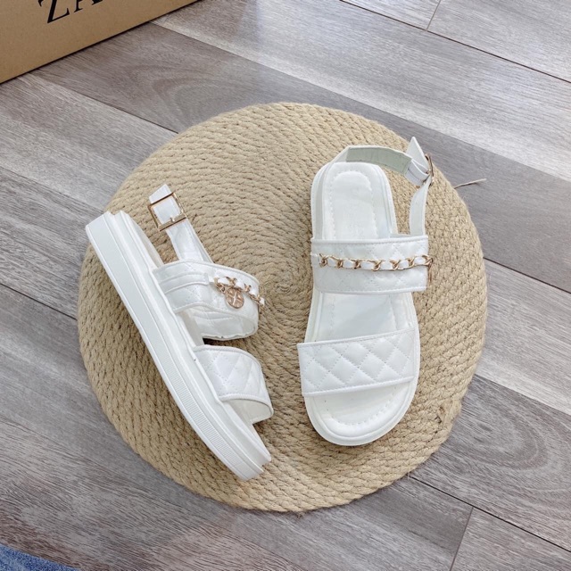SANDAL QUAI NGANG VIỀN XÍCH