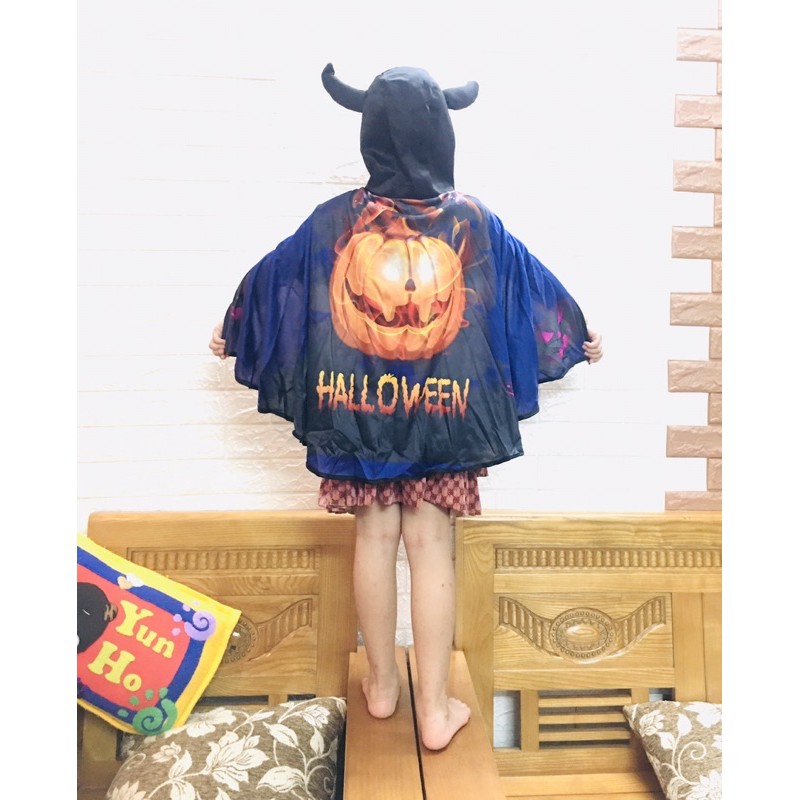 Áo choàng sừng hoá trang halloween vải in họa tiết 3D