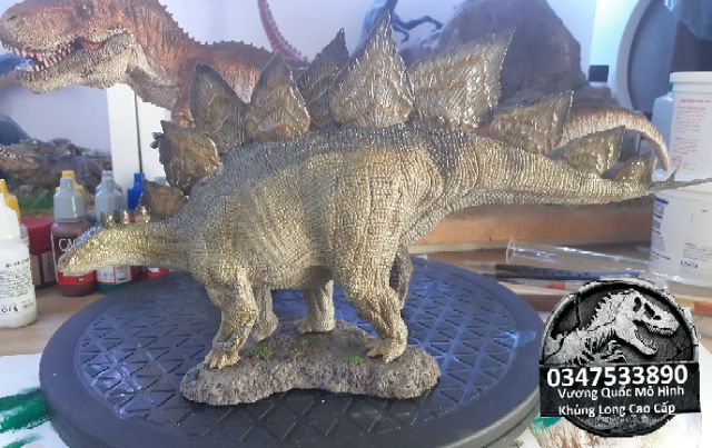 Mô hình khủng long Stegosaurus hãng Rebor Anh
