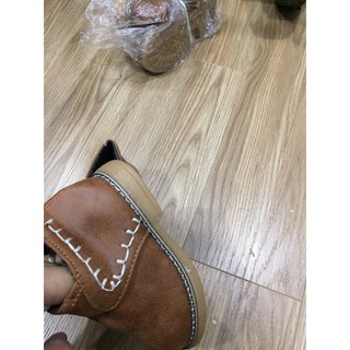Giày bốt cho bé trai