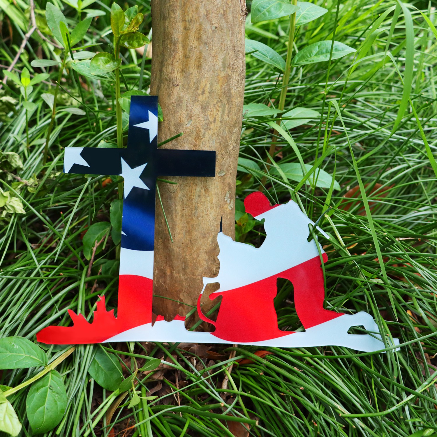 Mô Hình Ông Già Noel Trang Trí Sân Vườn