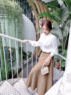Áo cổ lệch dây xích A642 KYMIE