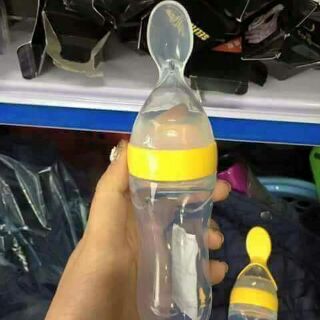 Bình ăn dặm silicone cho bé