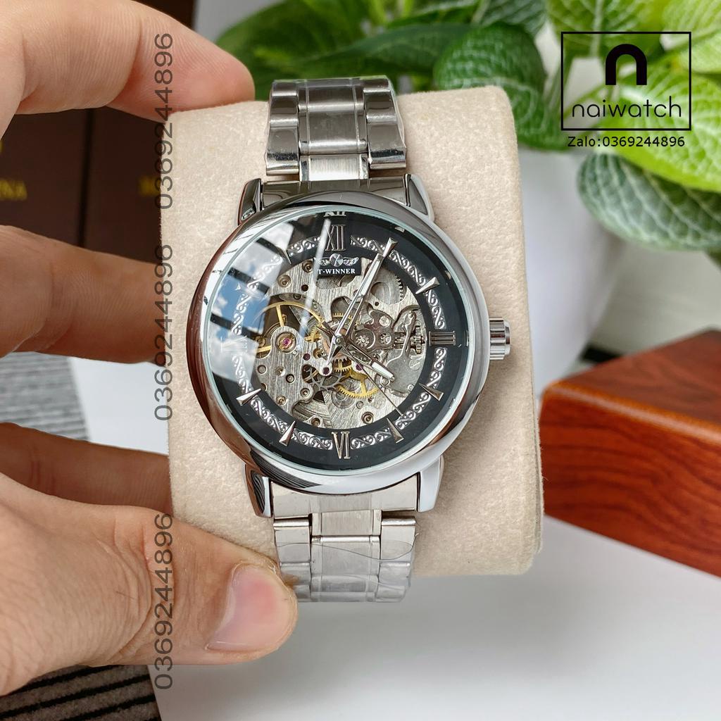 Đồng hồ nam Winner kiểu dáng độc đáo, dễ dàng ngắm các chi tiết máy cơ chuyển động mượt. Naiwatch