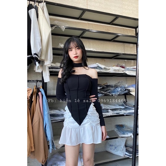 Áo croptop gân tay dài vạt yếm chocker