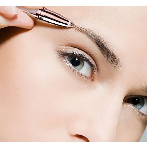 Máy cạo tỉa lông mày Flawless nhỏ gọn, tiện dụng [Mishop]