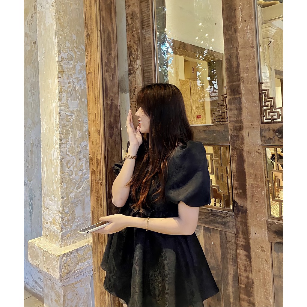 TINGOAN® - Áo babydoll vải gấm cổ vuông buộc nơ lưng đen I’M BLUSHING TOP/BL