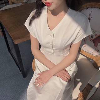 Đầm trắng cúc Moran
