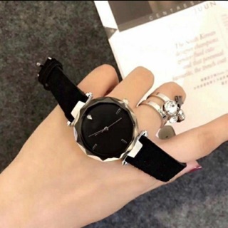 Đồng Hồ Nữ Elly Dây Da Lộn Chính Hãng