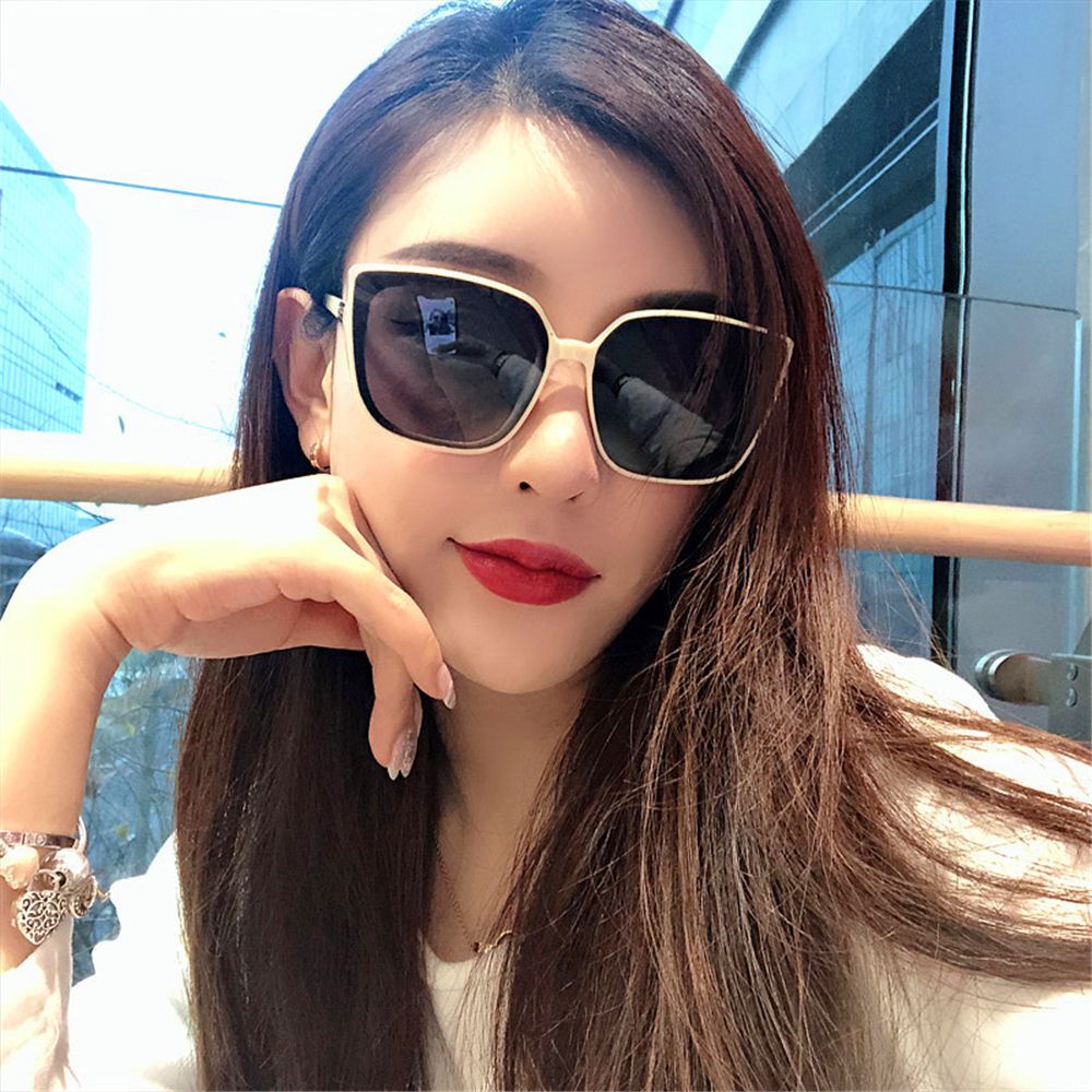 Kính Mát Gọng Vuông Cỡ Lớn Phong Cách Cổ Điển Thời Trang Cho Nữ V400
