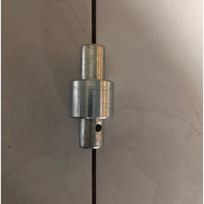 Con lăn và cốt con lăn trong tay cầm gật của xe nâng tay thấp 2500kg - 3000kg - 5000kg