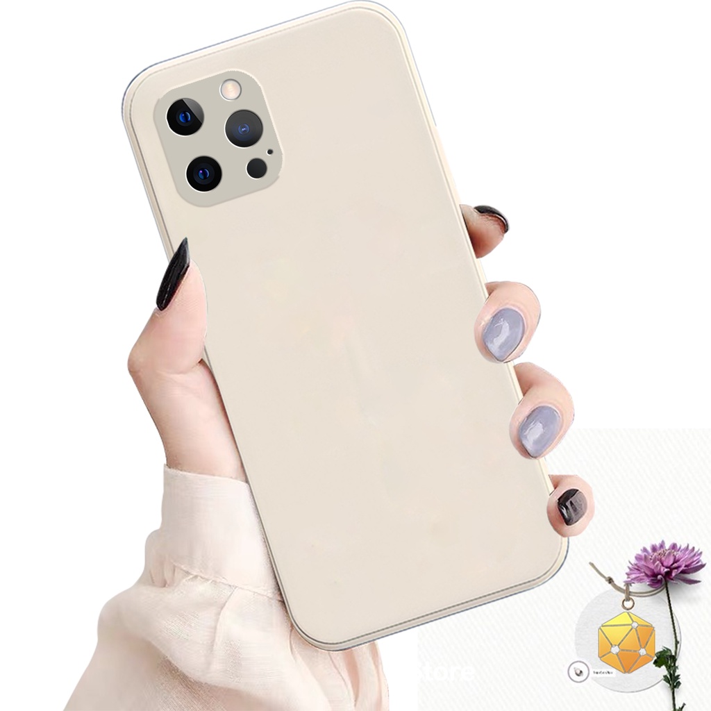 Ốp lưng Iphone 11/ 11 Pro/ 11 Promax/ 12/ 12 Pro/ 12 Promax in hình phi hành gia dễ thương