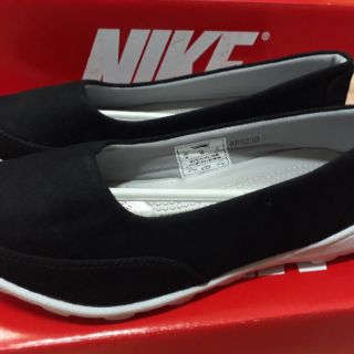 Giày Slip on nữ
