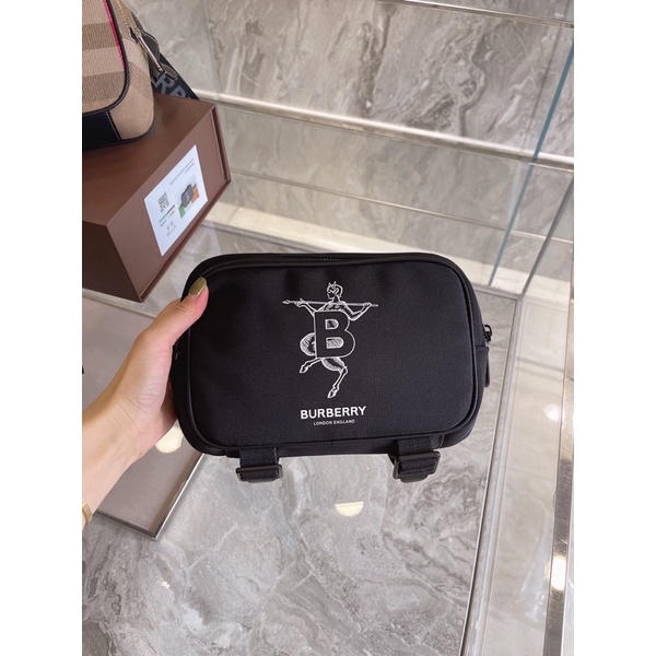 Túi đeo chéo BURBERRY thời trang cao cấp 2021