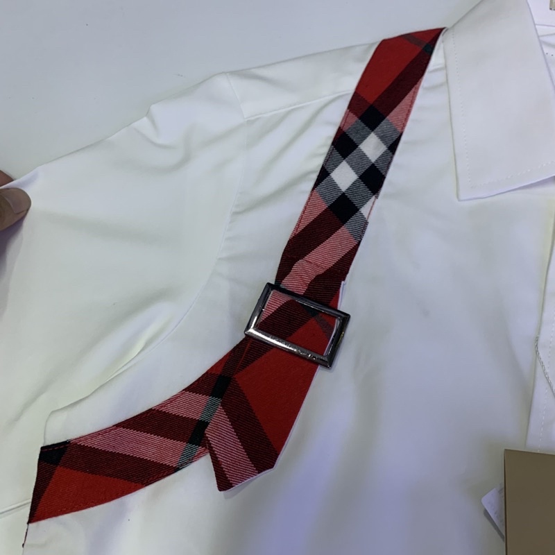 Sơ mi trắng thiết kế phối viền đỏ MCQ hàng súp bơ ( Ảnh thật kèm video ) SM52