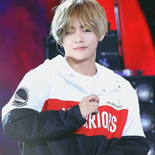 Áo khoác 3 màu giống BTS V