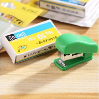 Dập ghim mini có kèm hộp ghim M273