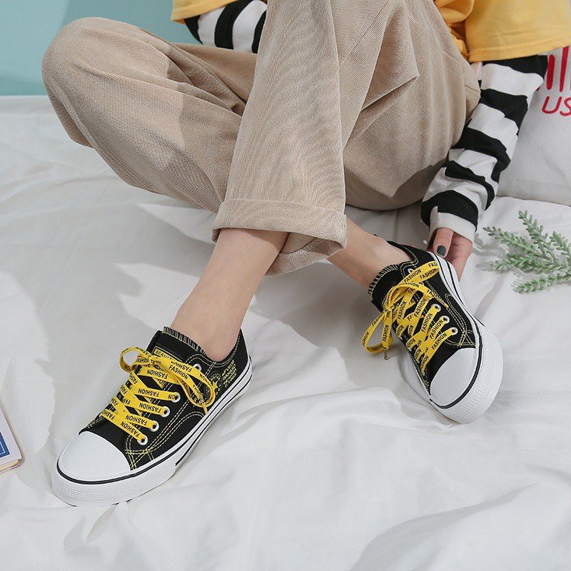 Giày thể thao nữ nam đen dây xanh Supcmee