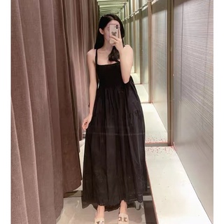 Đầm maxi dáng dài màu đen cổ dây bo chun ngực