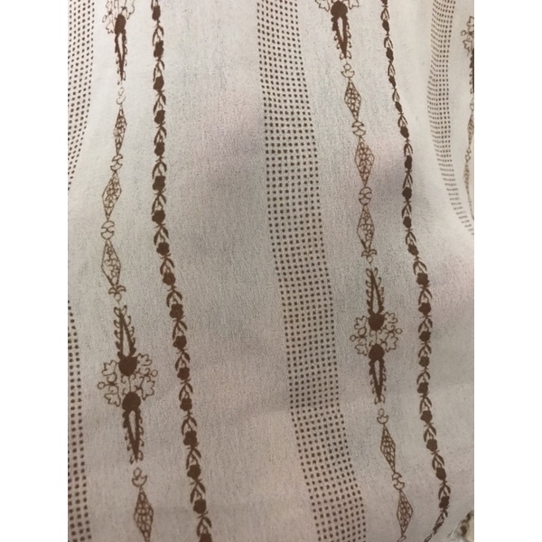 Áo voan hoạ tiết vintage