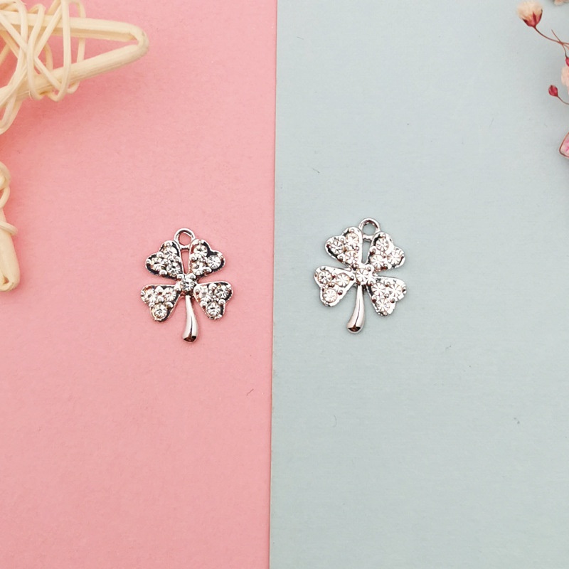 Bộ 10 Mặt Vòng cổ Hình Cỏ Bốn Lá / Nốt Nhạc / Trái Tim / Trái Tim Xinh Xắn Dùng Làm Bông Tai