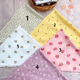 BANDANA phong cách cô gái Hà Lan