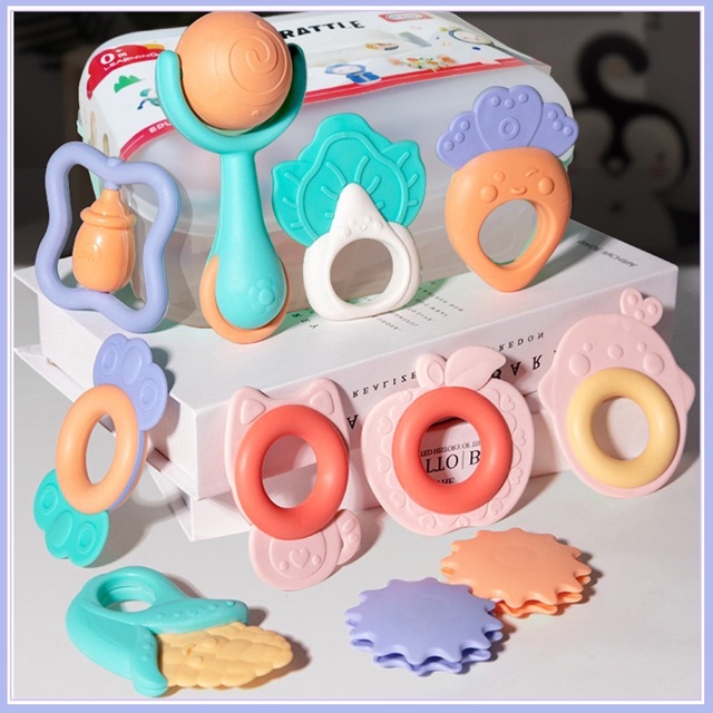 BỘ ĐỒ CHƠI GẶM NƯỚU XÚC XẮC 10 MÓN BABY RATTLE CHO BÉ