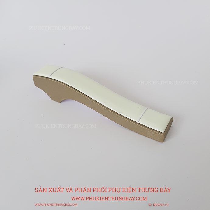 ĐẾ TRƯNG BÀY LẮC TAY TRANG SỨC MÀU TRẮNG DD006A