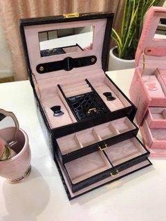 🌸🌸Hộp đựng trang sức 3 tầng🌸🌸
