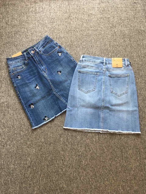 CHÂN VÁY JEANS NỮ CÓ QUẦN TUA LAI THÊU HOẠT HÌNH HAI MÀU ĐẬM NHẠT B-T