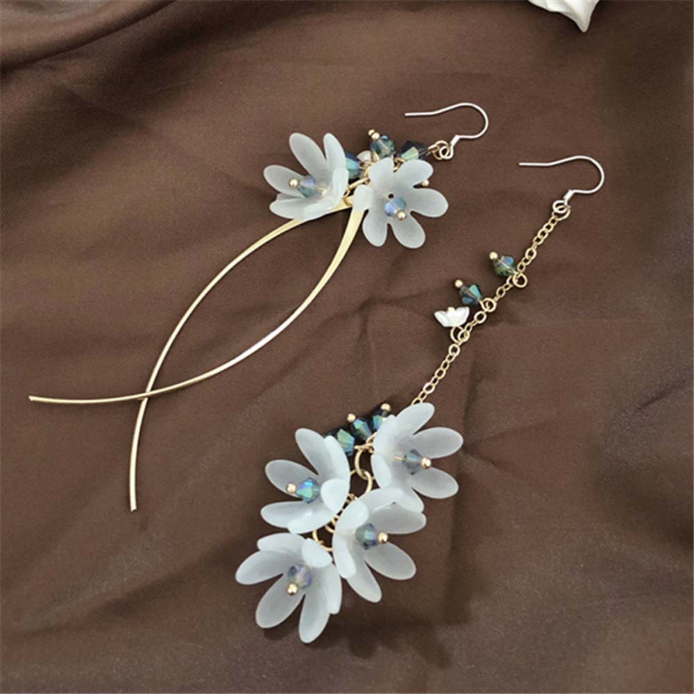 Khuyên Tai Trang Dáng Dài Tạo Hình Độc Đáo Dành Cho Nữ