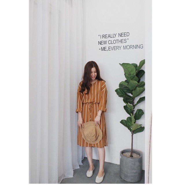 Thanh lí đầm sọc vintage. Hàng made in KOREA. Free size. Kéo sang phải để xem ảnh. 🍃🍃🍃🍃🍃🍃🍃🍃🍃🍃🍃🍃🍃🍃