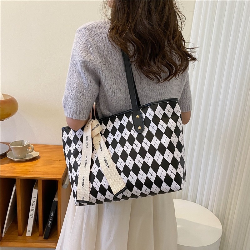 Túi Đeo Vai NB00253 Sức Chứa Lớn Họa Tiết Hình Thoi Đơn Giản