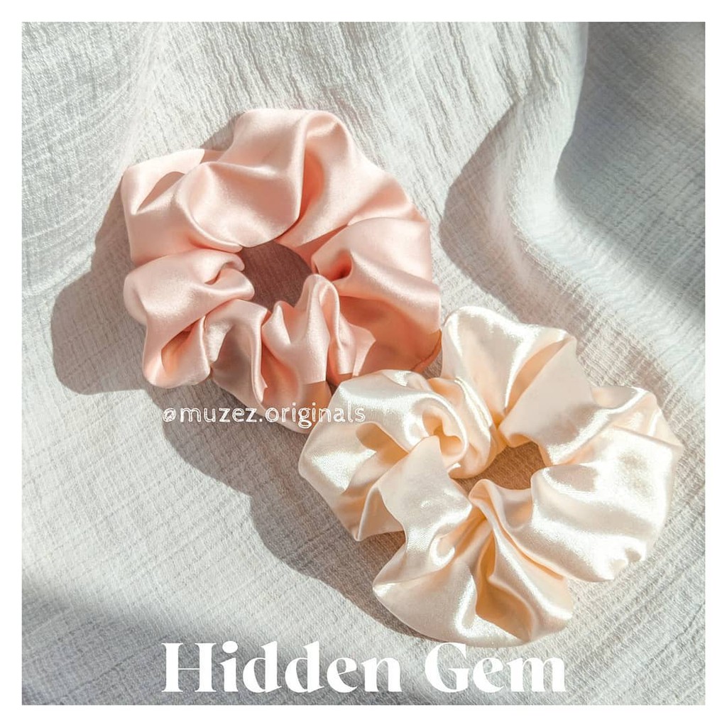 Dây Buộc Tóc Scrunchies Phi Bóng Hidden Gem