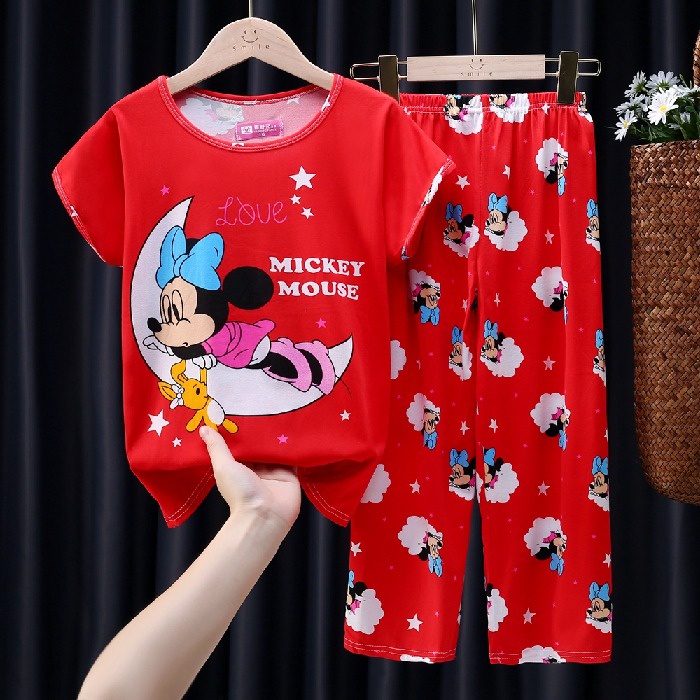 Bộ Đồ Ngủ Tay Ngắn Chất Liệu Cotton In Họa Tiết Hoạt Hình Xinh Xắn Cho Bé