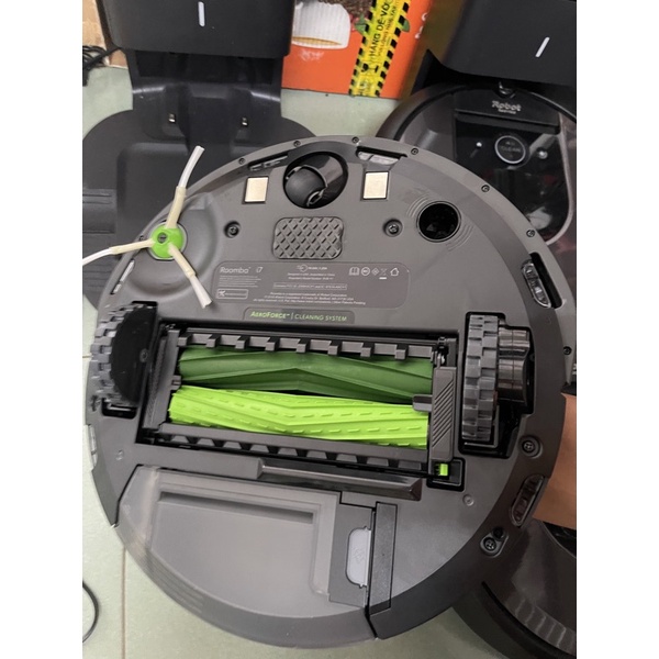 Máy hút bụi Irobot Roomba i7 plus