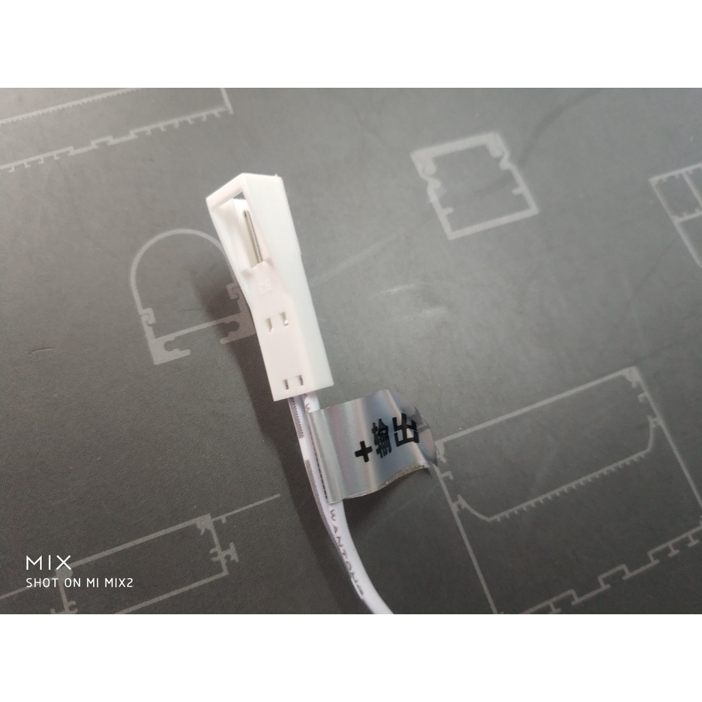 Công tắc cảm biến  chạm tay kiêm dimer bật tắt tăng giảm ánh sáng dùng cho đèn led 12V dễ dàng lắp đặt