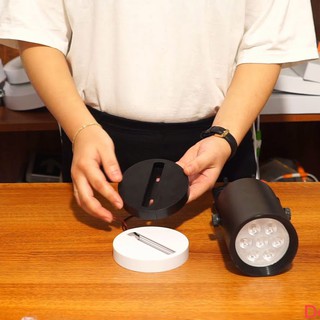 ĐẾ NGỒI GẮN ĐÈN RỌI