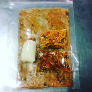 Combo bánh tráng bơ khô gà 10b /140k