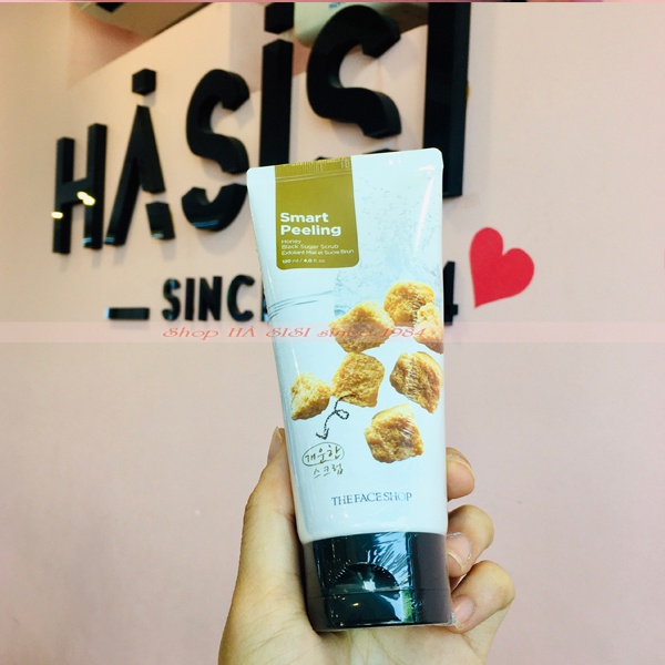 Tẩy Tế Bào Chết Da Mặt Chiết Xuất Đường Đen, Mật Ong -  Smart Peeling Honey Black Sugar Scrub 120ml