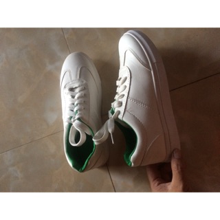 Giày thể thao size 37