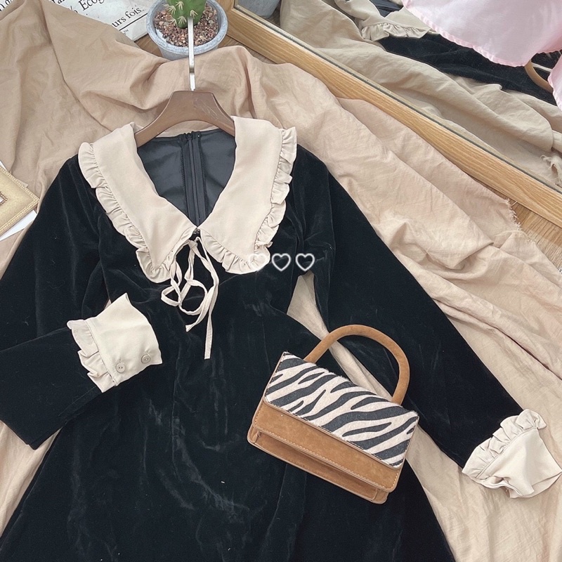 ĐẦM NHUNG ĐEN TD CỔ KEM