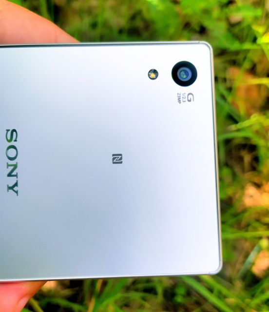 Điện thoại Sony Xperia Z5 3GB/32GB cấu hình khủng còn rất đẹp