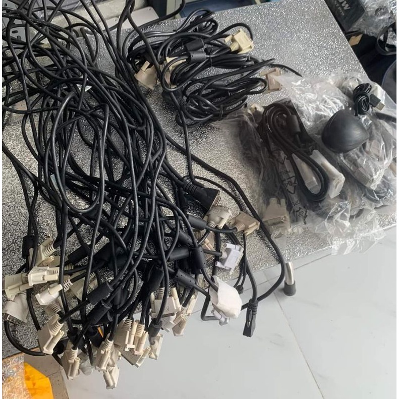Cáp VGA HDMI DVI zin theo màn