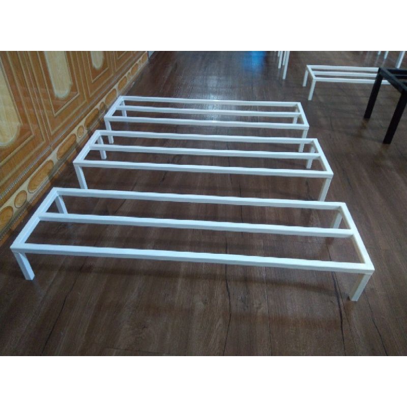 Kệ sắt kê chậu cây - hoa Dài 70cm, Rộng 15- 20cm. Chất liệu hộp thép vuông 14mmx14mm
