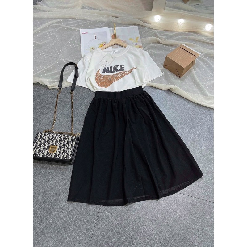 Set áo thun NAII chất đẹp + chân váy 2 lớp màu đen SL