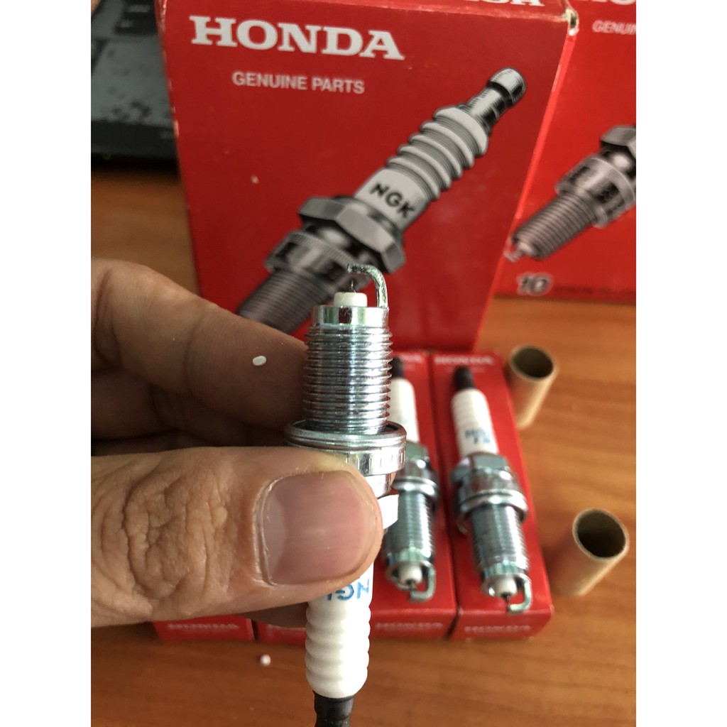 Bộ 4 bugi Honda CRV Honda Civic Honda CIty Honda Accord Acura Element 2.0 2.4 3.0 chân kim