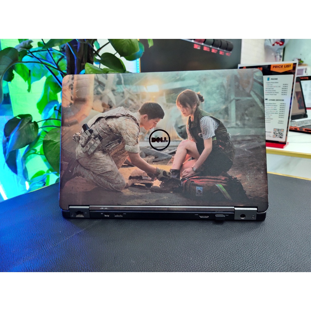 Dán skin cho laptop in hình thiết kế theo yêu cầu cho mọi loại laptop