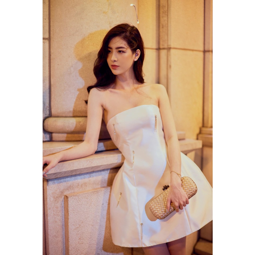Đầm Starring Dress - đính đá sang trọng