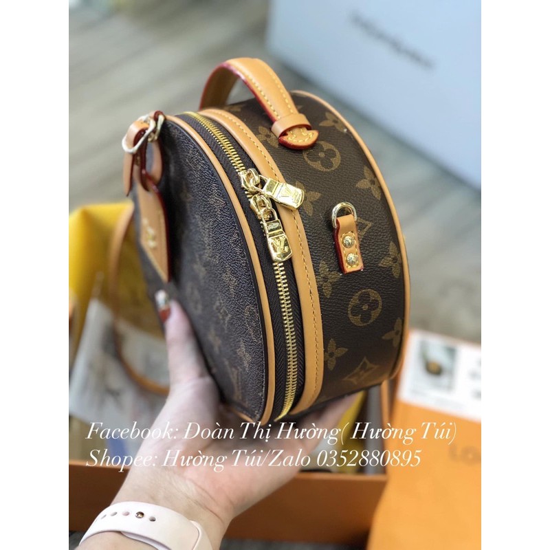 Túi dáng tròn xinh nguyên hộp size 18 bỏ vừa điện thoại plus | BigBuy360 - bigbuy360.vn